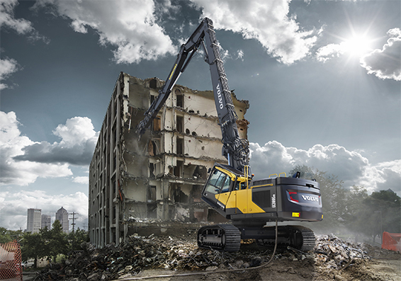 Reach new heights of productivity with Volvo’s new EC380E HR Demolition rig